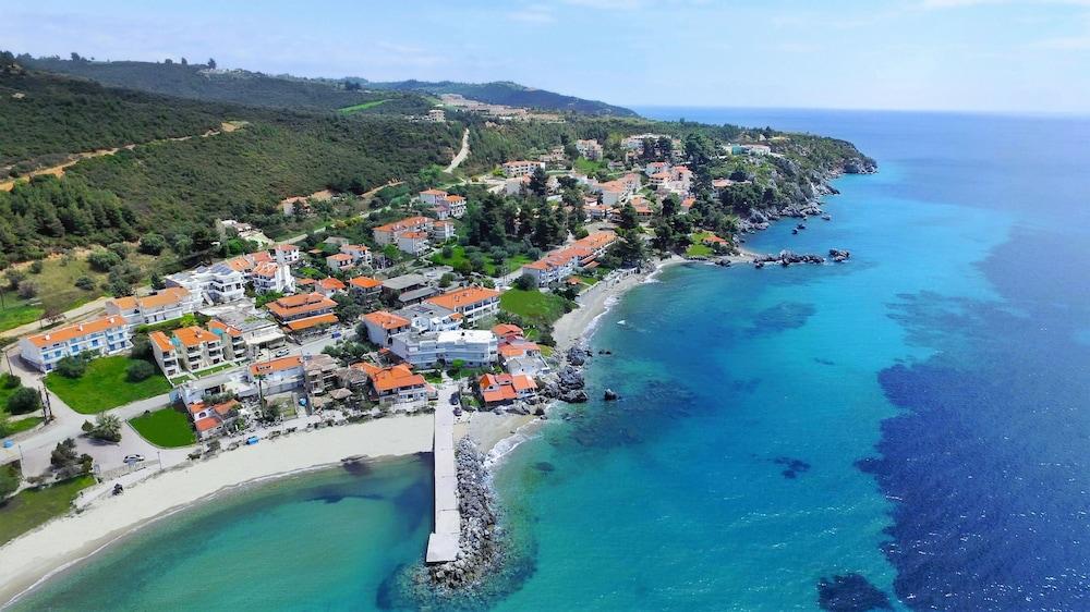אייה פרסקבי Xenios Loutra Village Beach Hotel מראה חיצוני תמונה
