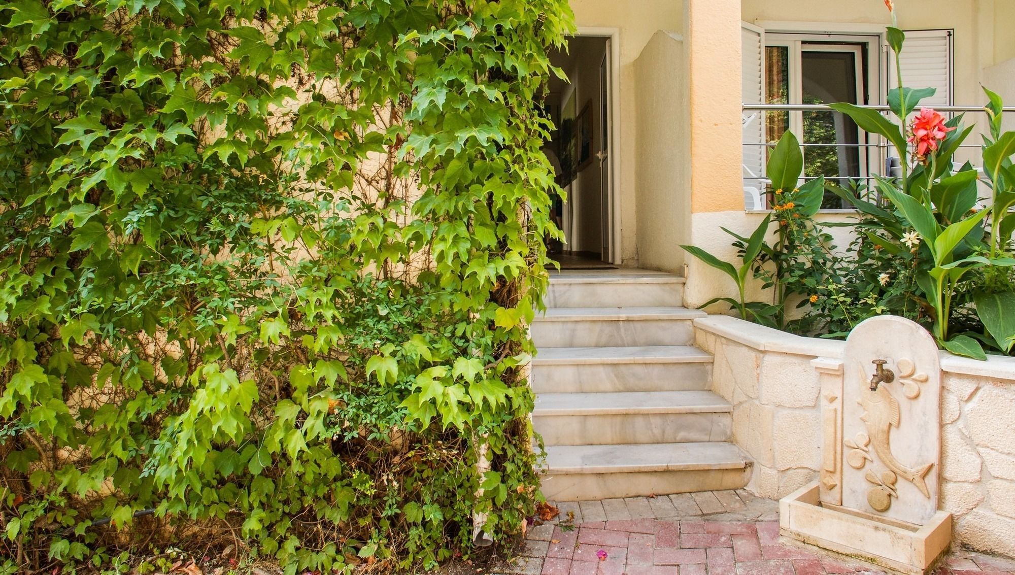 אייה פרסקבי Xenios Loutra Village Beach Hotel מראה חיצוני תמונה